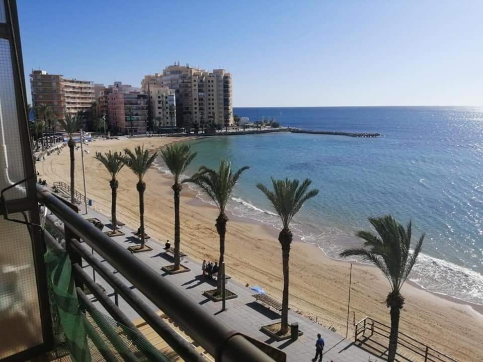 Beach Apartment Торрев'єха Екстер'єр фото