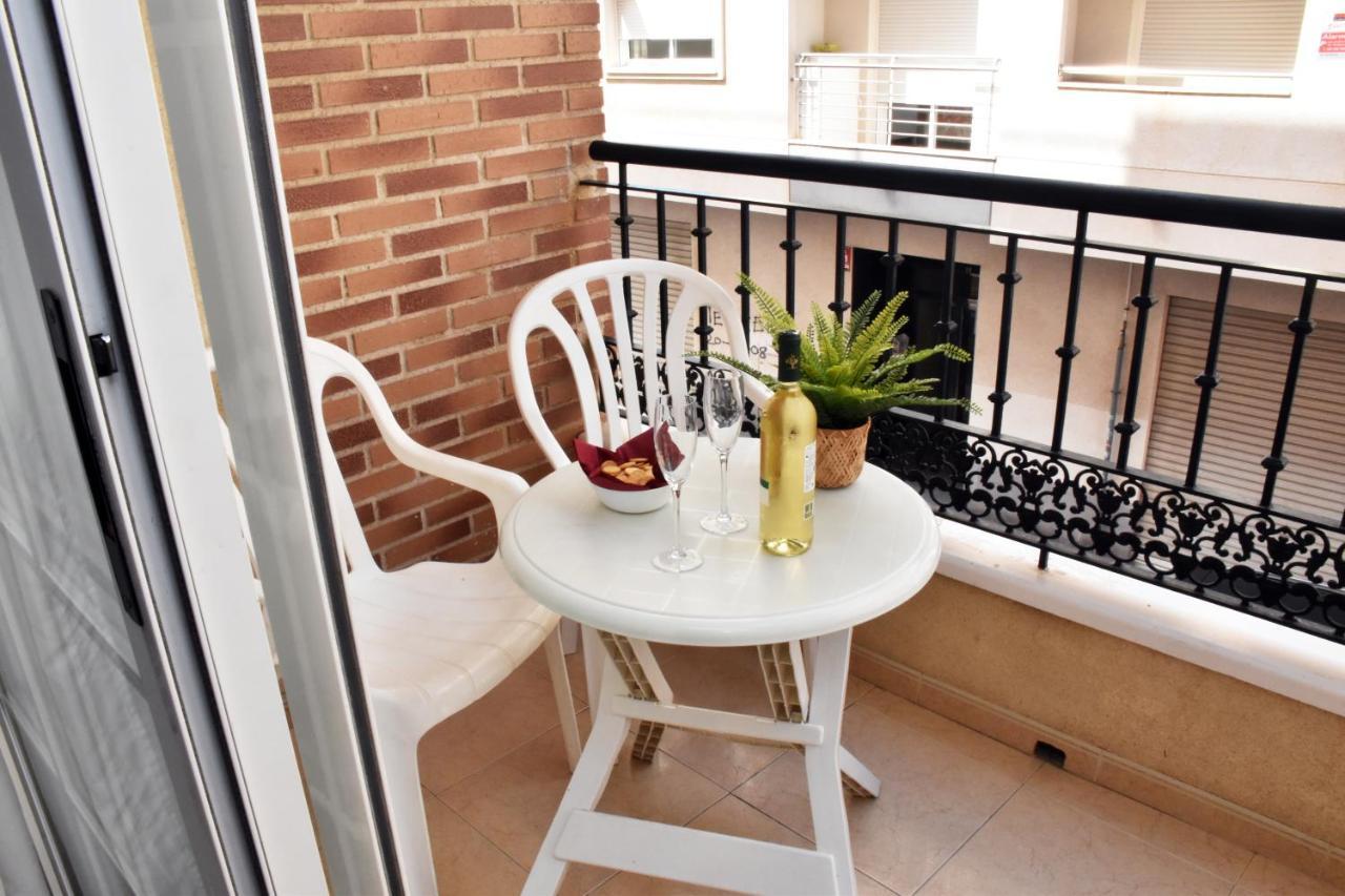 Beach Apartment Торрев'єха Екстер'єр фото