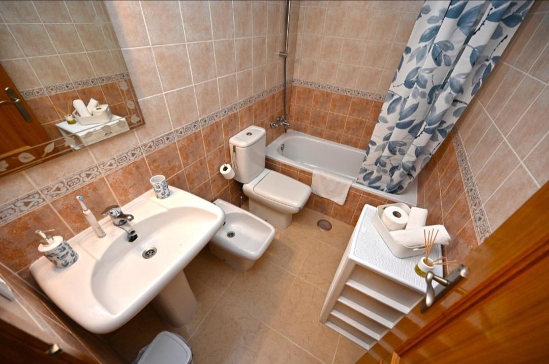 Beach Apartment Торрев'єха Екстер'єр фото