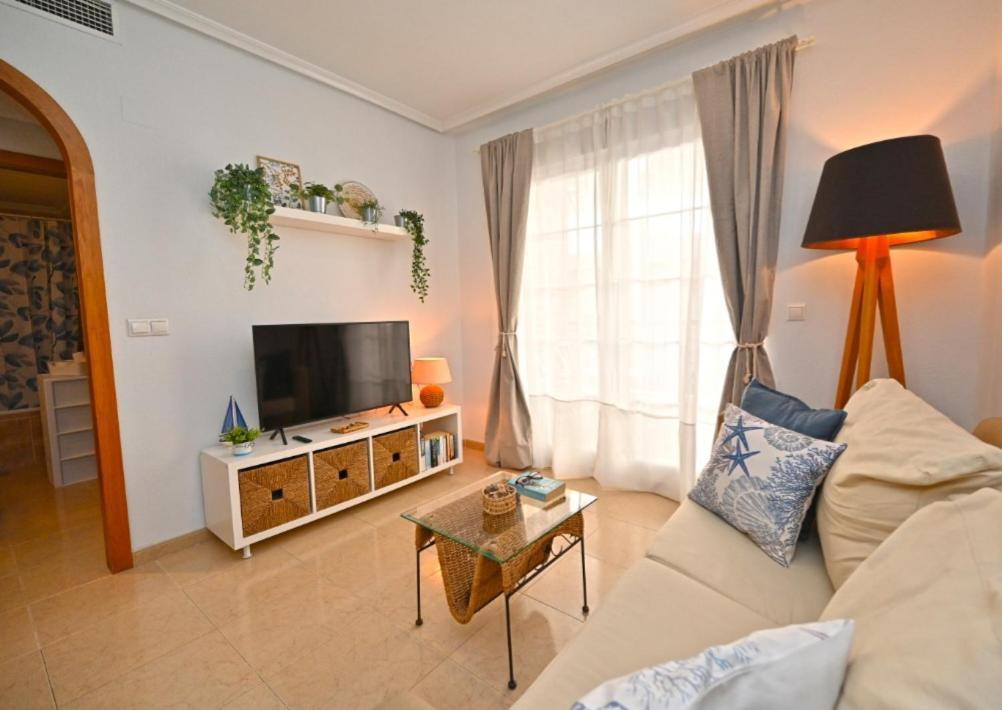 Beach Apartment Торрев'єха Екстер'єр фото